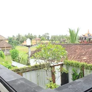 lucky-family-house.ubudhotelsnow.com/